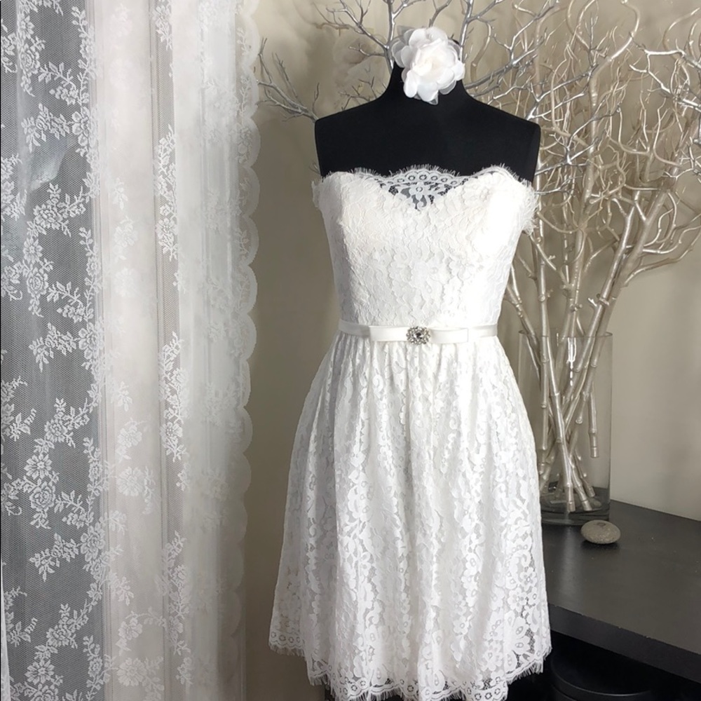 Beautiful lace mini dress